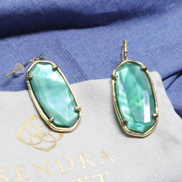 Kendra Scott Faceted Elle Drop Earrings, Gold Jade Green Illusion - Picture 3 of 3